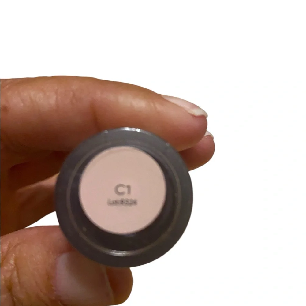 Makeup Revolution Conceal & Define Infinite Concealer - C1